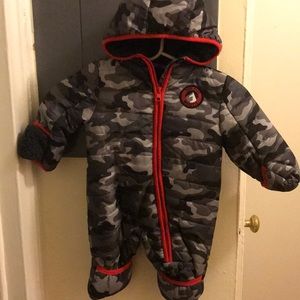 Wippette High Peak Camo Onsie Coat